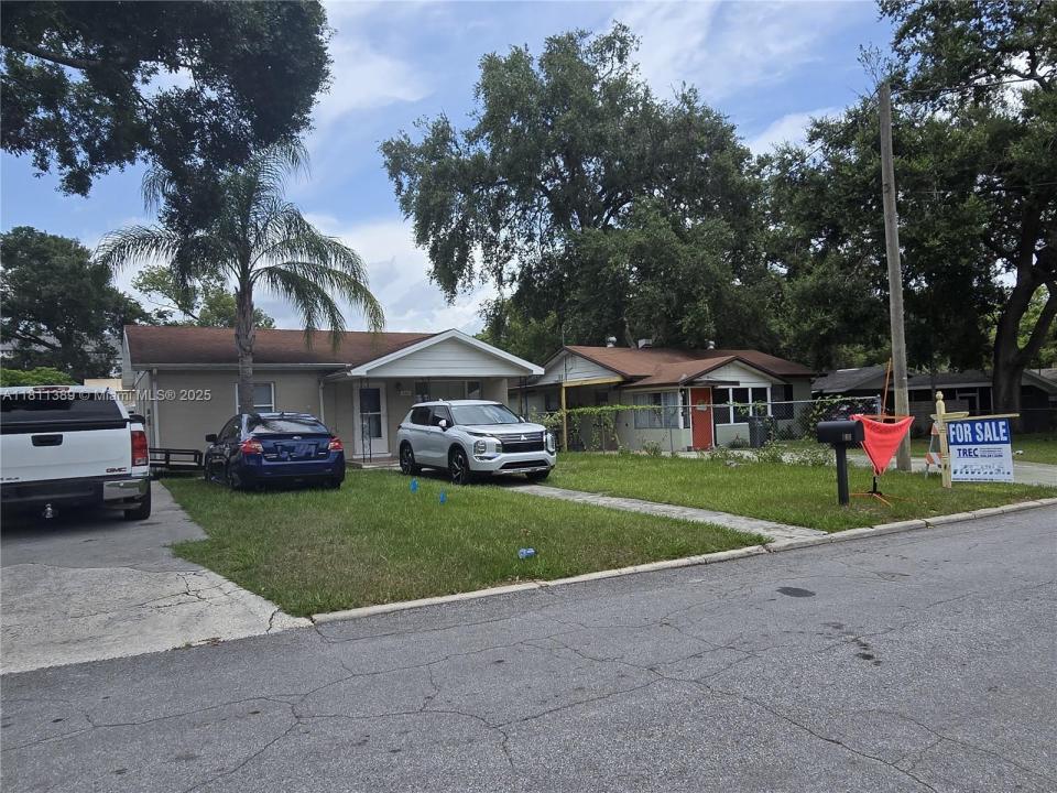 864 Lowell St E, Lakeland, Florida 33805