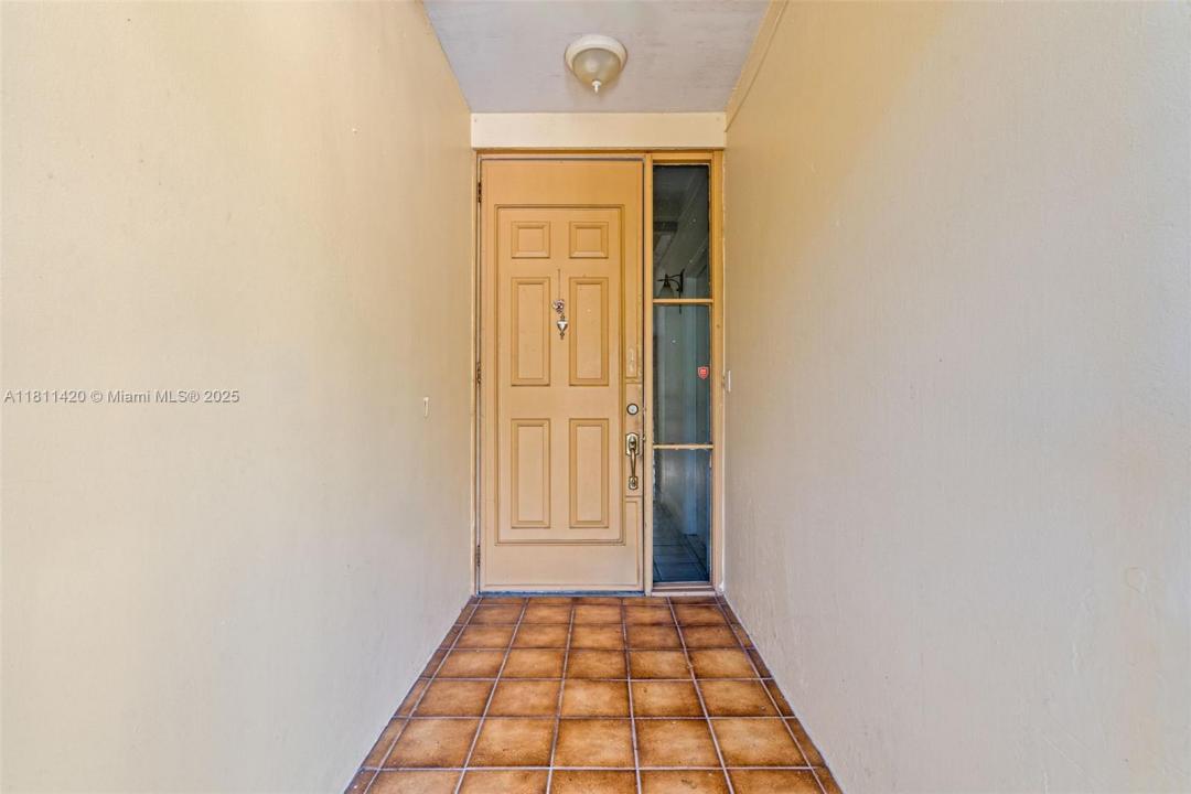 15504 Sharpecroft Dr, Miami Lakes, Florida 33014, Estados Unidos