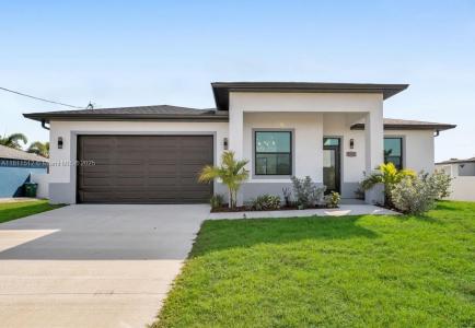 2856 NW 3RD TER, Cape Coral, Florida 33993, USA