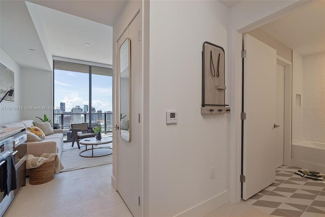 601 NE 1st Ave 5007, Miami, فلوريدا 33132, الولايات المتحدة