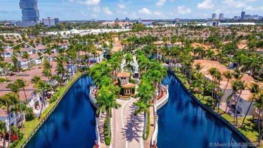 20824 NE 30th Pl, Miami, Florida 33180
