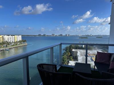 7930 East Dr 1007, North Bay Village, Florida 33141, USA