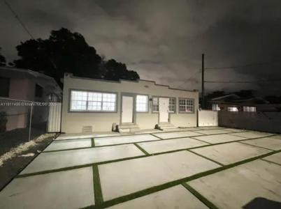 1237 NW 33rd Ave, Miami, Florida 33125, USA