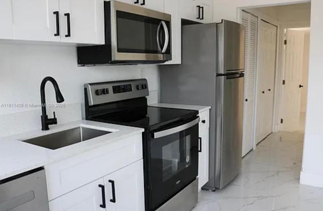 1237 NW 33rd Ave, Miami, Floride 33125, États-Unis