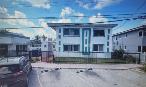 2101 Calais Dr 10, Miami Beach, Florida 33141, USA