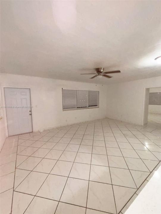 2101 Calais Dr 10, Miami Beach, Florida 33141, Estados Unidos
