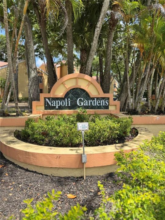 905 Coral Club Dr 905, Coral Springs, Florida 33071, Estados Unidos