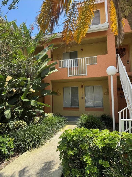 905 Coral Club Dr 905, Coral Springs, Florida 33071, Estados Unidos