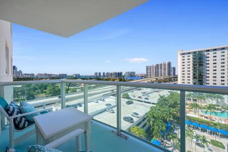 19370 Collins Ave 902, Sunny Isles Beach, Florida 33160, USA