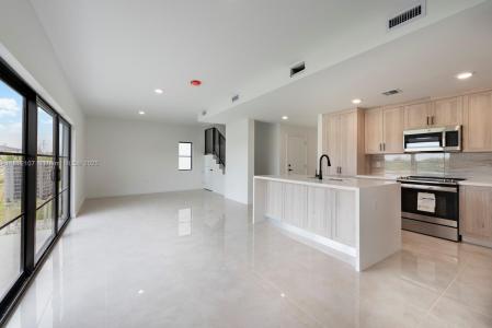 1382 NW 1 ST, Florida City, Florida 33034, USA
