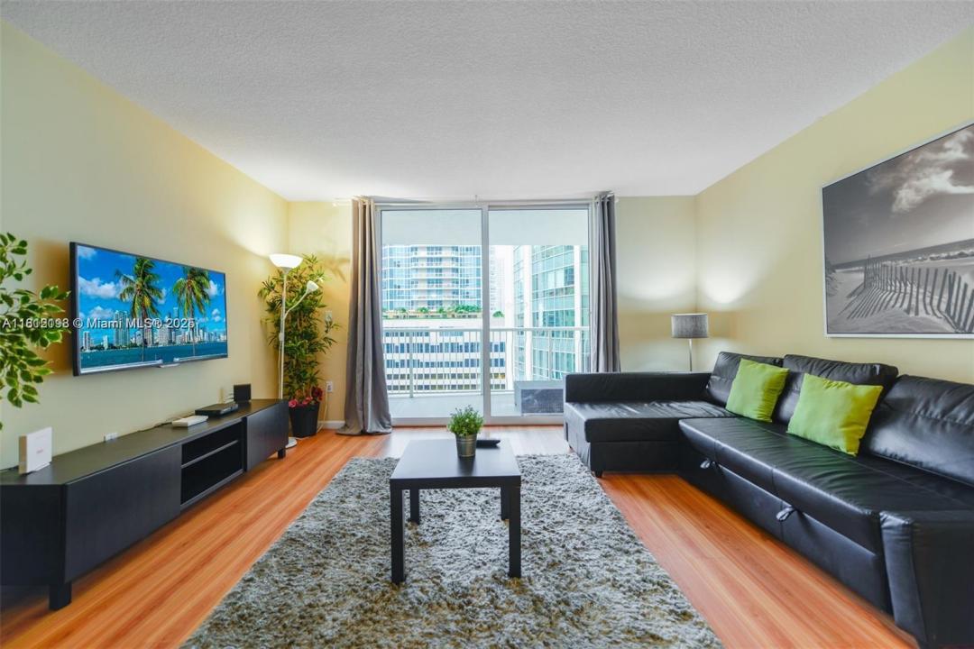 1200 Brickell Bay Dr 2120, Miami, Flórida 33131, Estados Unidos