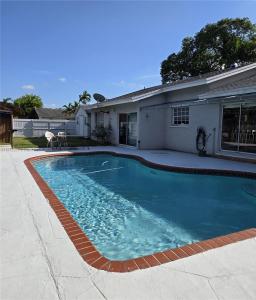 10625 SW 127th Pl, Miami, Florida 33186, USA