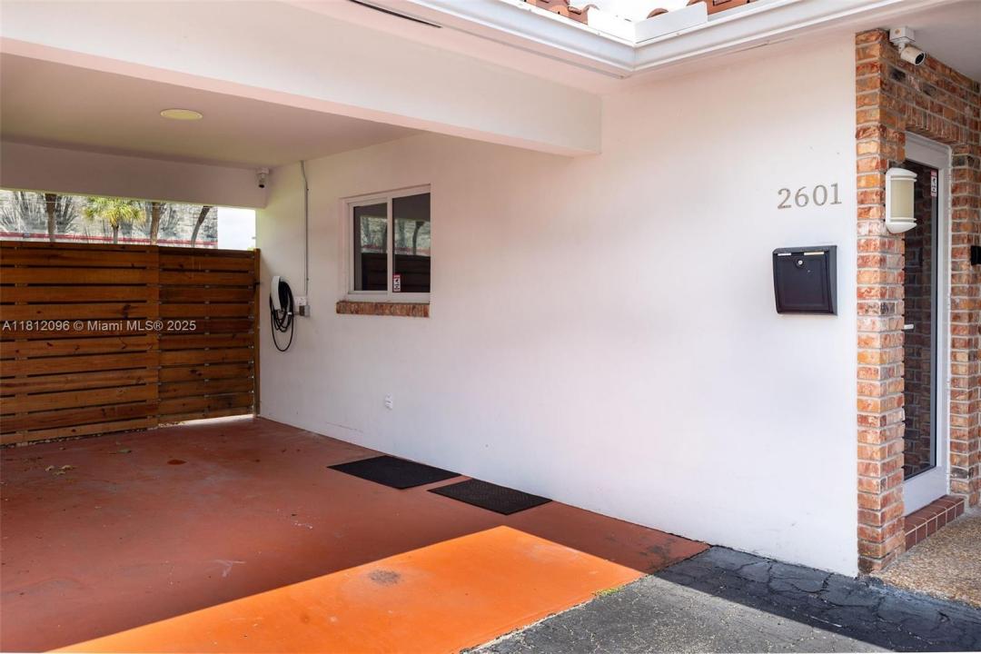 2601 NE 34th St 1-2, Fort Lauderdale, 佛羅里達州 33306, 美國