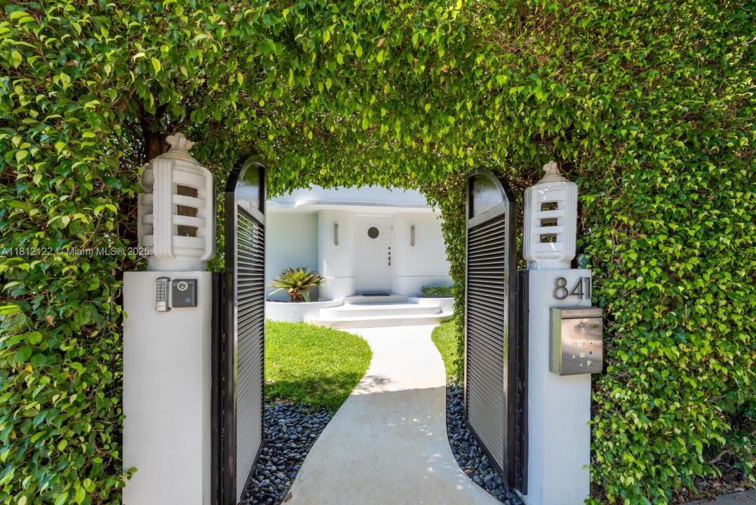 841 19th St, Miami Beach, Florida 33139