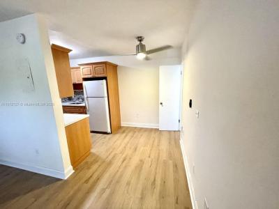 218 Santillane Ave 1, Coral Gables, Florida 33134, USA