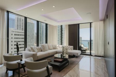 1010 Brickell Ave 1501, Miami, Florida 33131, USA