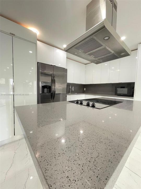 8290 Lake Dr 427, Doral, 佛羅里達州 33166, 美國