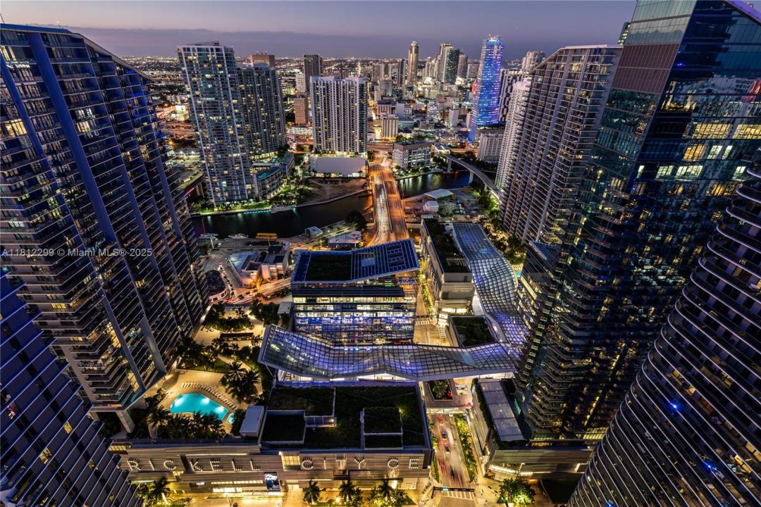 55 SW 9th St 3501, Miami, Floride 33130, États-Unis