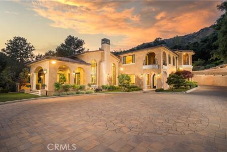 Oak Canyon Lane, Glendora, California 91741