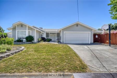 Lake Street, Clearlake Oaks, Californie 95423, États-Unis