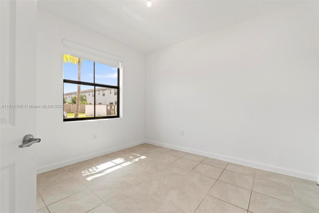 28581 SW 132nd Ct, Homestead, 佛罗里达州 33033, 美国