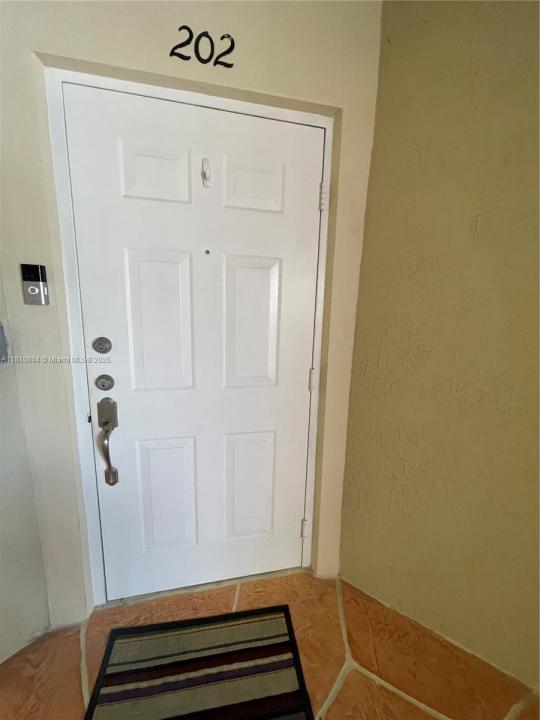 8980 W Flagler St 202, Miami, 佛罗里达州 33174, 美国