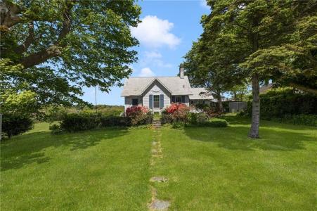 10 Casey Court, Newport, Rhode Island 02840