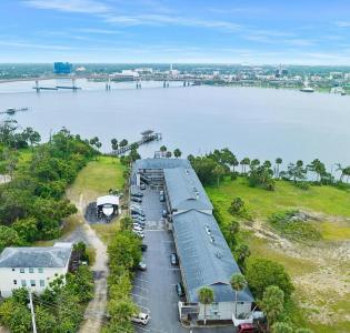 900 S Peninsula Drive, Daytona Beach, فلوريدا 32118, الولايات المتحدة