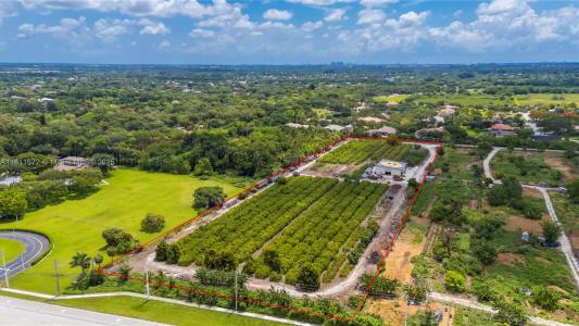 4077 SW 121st Ter, Davie, Florida 33330