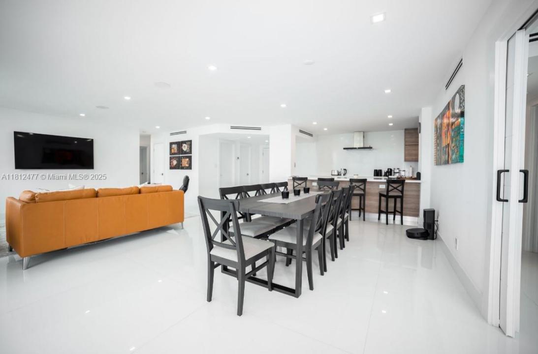 5600 Collins Ave 14K, Miami Beach, Florida 33140