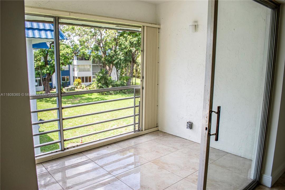 3090 Holiday Springs Blvd 305, Margate, Florida 33063, Estados Unidos