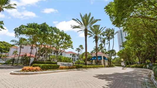 3245 NE 184th St 13213, Aventura, Florida 33160, USA