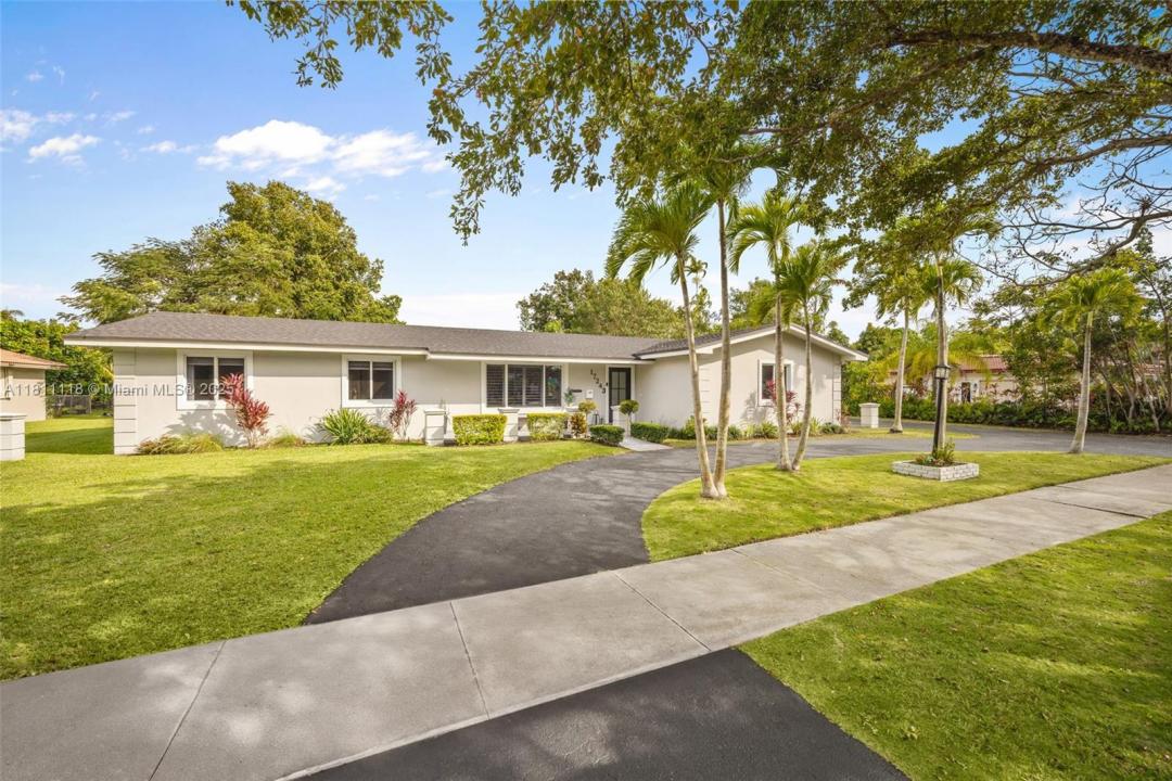 17243 SW 87th Ave, Palmetto Bay, Florida 33157, Amerika Birleşik Devletleri