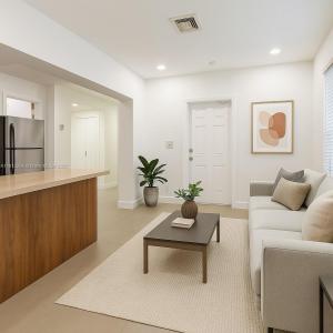 2806 Taylor St A, Hollywood, Florida 33020, USA