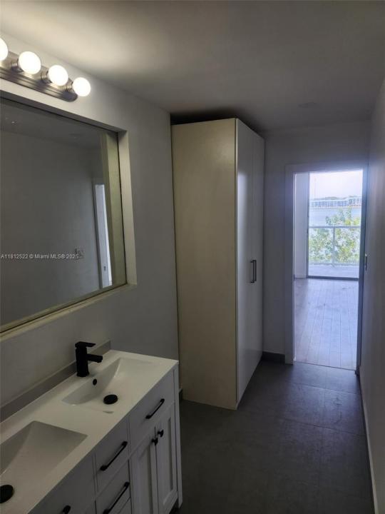 1301 NE Miami Gardens Dr 314W, Miami, 佛罗里达州 33179, 美国