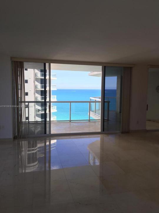 Sunny Isles Beach, Florida 33160