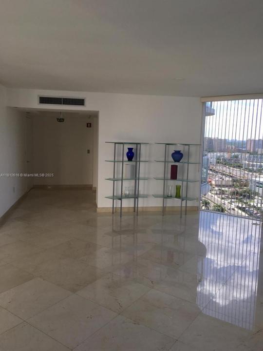 Sunny Isles Beach, Florida 33160