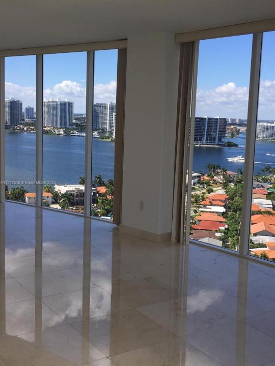 Sunny Isles Beach, Florida 33160