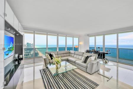 1830 S Ocean Dr 3801, Hallandale Beach, Florida 33009, USA