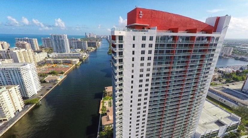 2602 E Hallandale Beach Blvd R2010, Hallandale Beach, Floride 33009, États-Unis