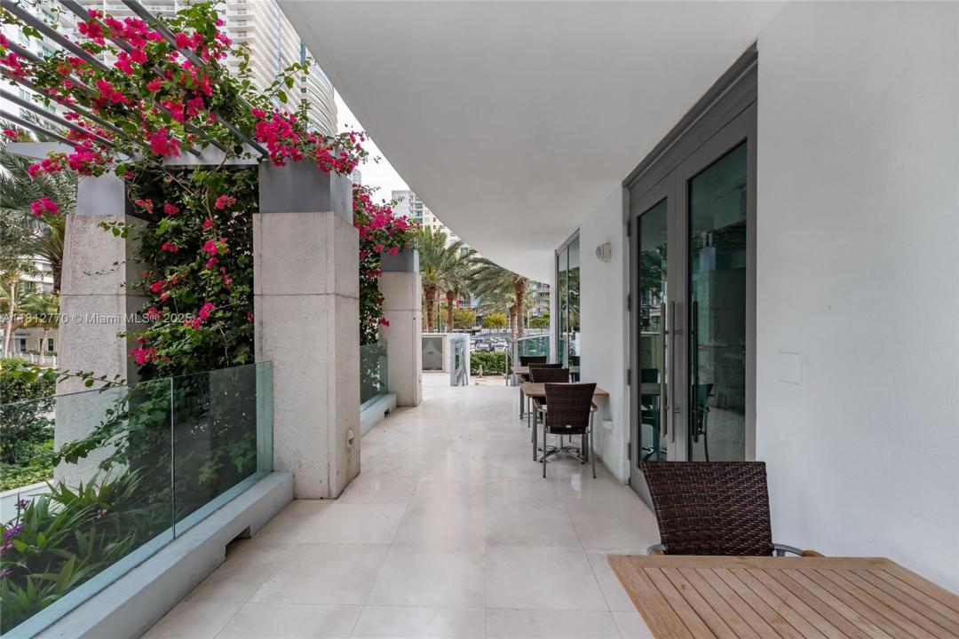 1331 Brickell Bay Dr 1, Miami, Floride 33131, États-Unis