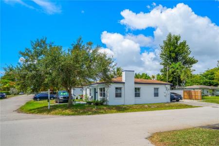 504 SW 5th Ave, Hallandale Beach, Florida 33009, USA