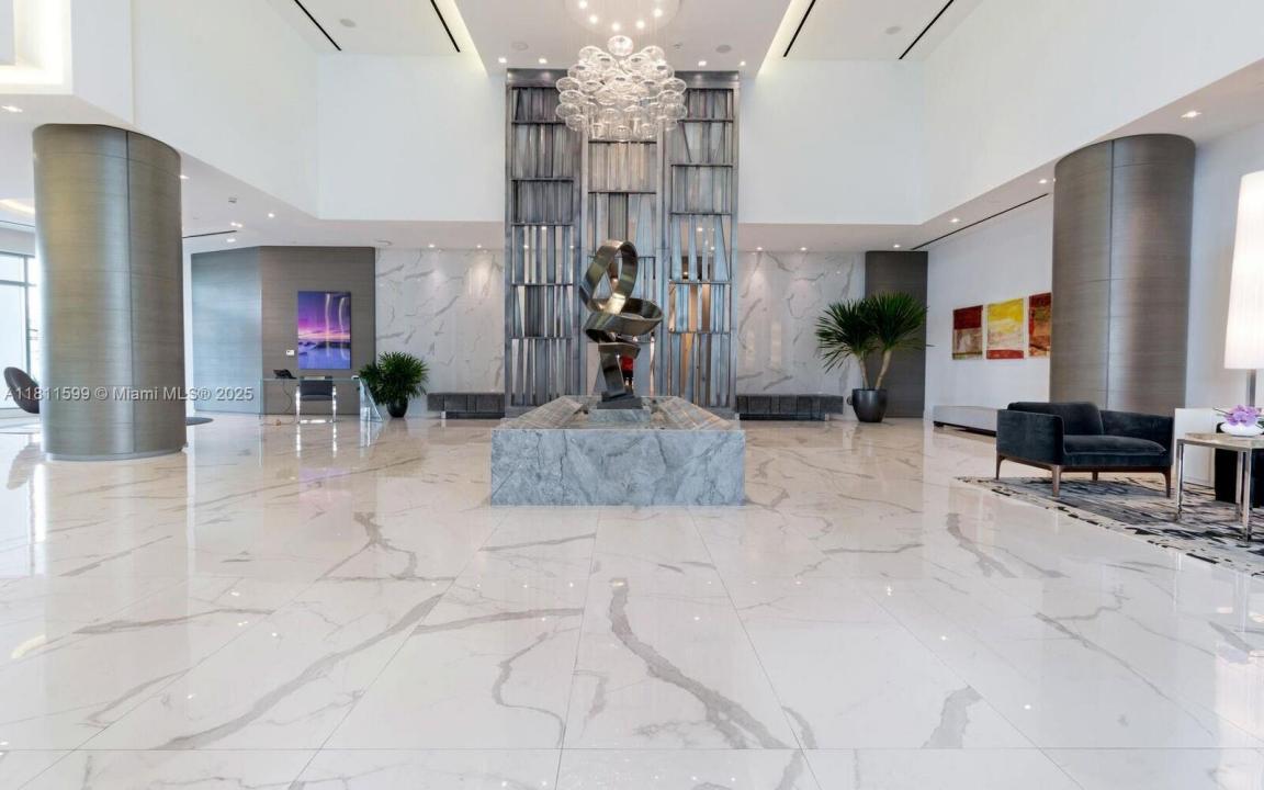 17111 Biscayne Blvd 2103, North Miami Beach, Florida 33160