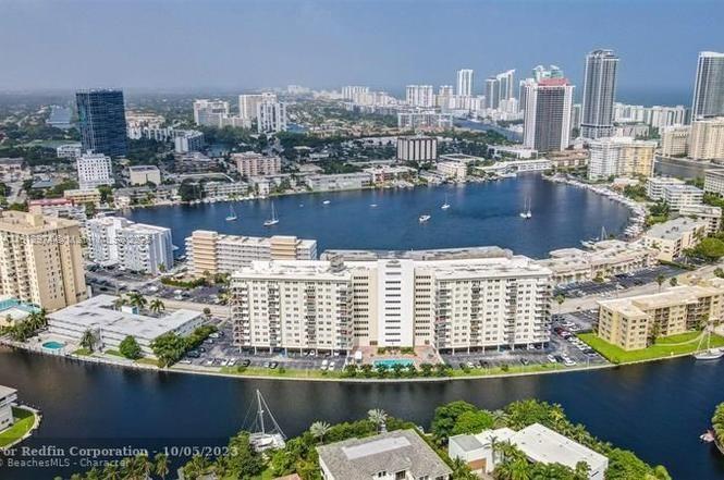 401 Golden Isles Dr 1101, Hallandale Beach, 佛羅里達州 33009, 美國