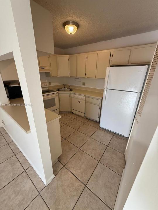 721 Sunny Pine Way D2, Green Acres, Florida 33415, HOA KỲ