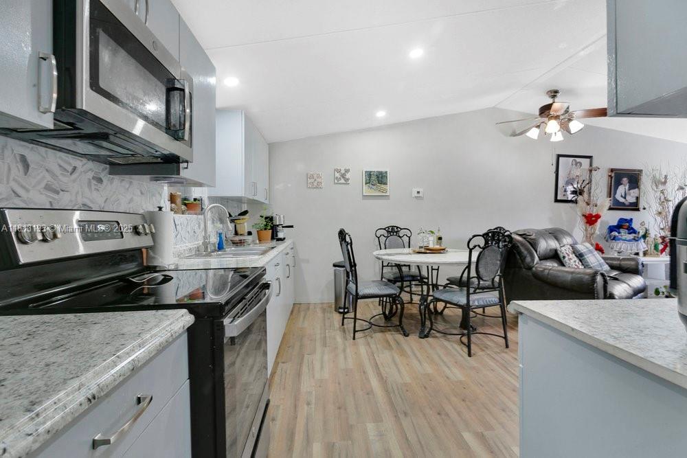 12531 NE 18 St, Other City - In The State Of Florida, フロリダ 32696, アメリカ合衆国