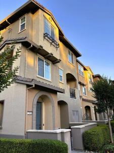 Almaden Road, San Jose, California 95125