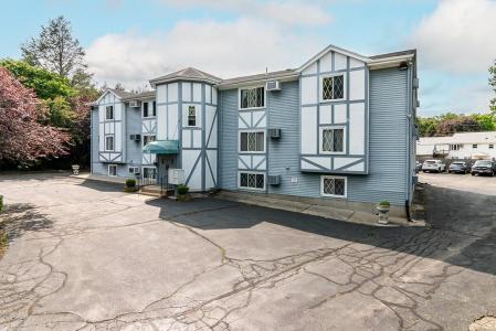 330 SIMMONSVILLE Avenue, Johnston, Rhode Island 02919, Estados Unidos