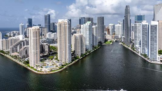 300 Biscayne Blvd Way 1907, Miami, Florida 33131
