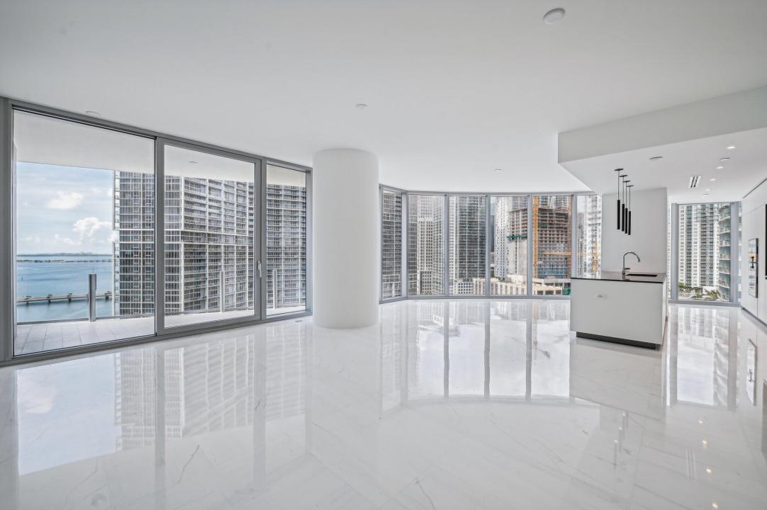 300 Biscayne Blvd Way 1907, Miami, Florida 33131, Estados Unidos